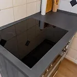 Schiefe Altbauvilla In Zentraler Lage, Monteurunterkunft Oldenbourg
